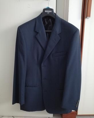 vestito da uomo 
