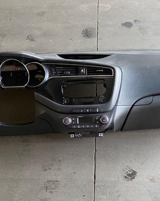 Cruscotto KIA Ceed SW anno 2016