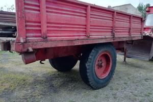 Rimorchio agricolo forestale