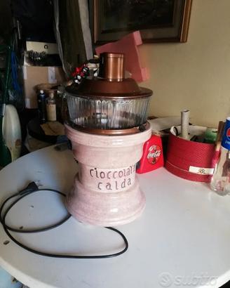 cioccolattiera di ceramica 