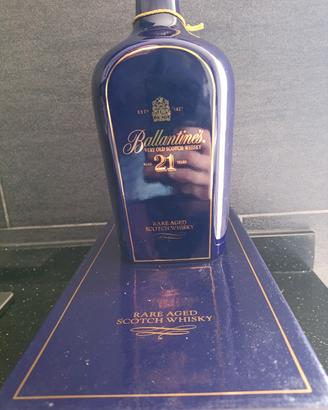 whisky  ballantine's 21 anni Bottiglia ceramica 