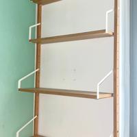 Libreria a mensole ikea
