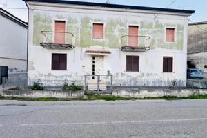 CASA INDIPENDENTE A CEPPALONI