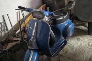 Vespa 50 Special