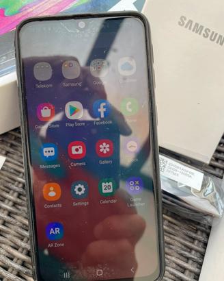 Samsung A40