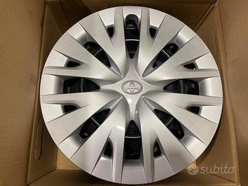 Cerchi in ferro Toyota Yaris 2022 15 pollici Nuovi