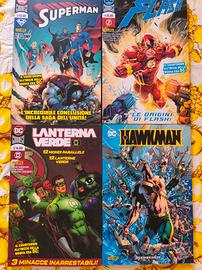 4 fumetti DC Superman, lanterna verde, flash, Hawk