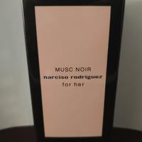 MUSC NOIR Narciso Rodriguez for her