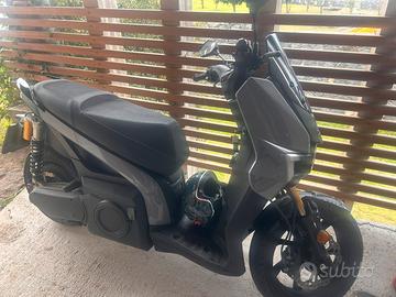 Scooter Seat moo performance elettrico
