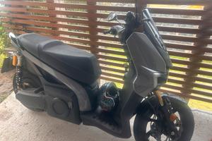 Scooter Seat moo performance elettrico
