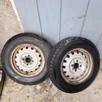 2 Gomme Chiodate misura  145 / r13