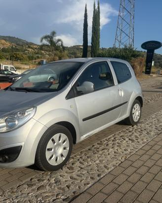 Renault Twingo 1.2 16V Initiale