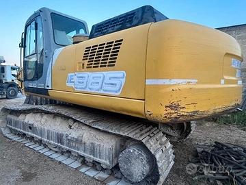 escavatore New Holland 345