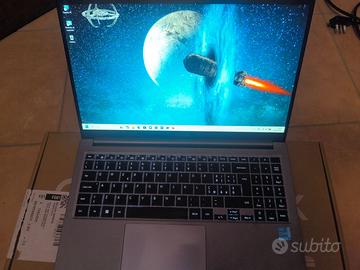 Notebook Samsung Book 4 da 15.6 pollici