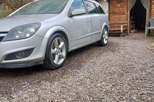 Opel Astra station wagon 1.7 CDTI . 1001cv 