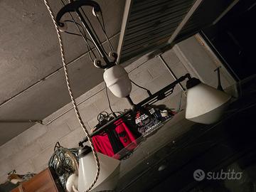 Lampadario in ghisa e ceramica vintage 
