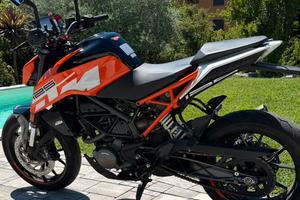 KTM DUKE 125