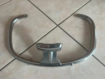 Maniglia  posteriore in metallo per vespa