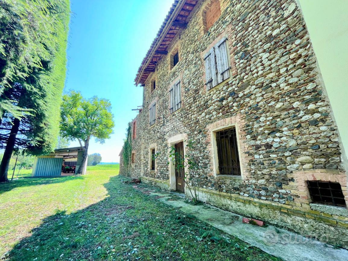 RUSTICO A MERETO DI TOMBA - Vista 4