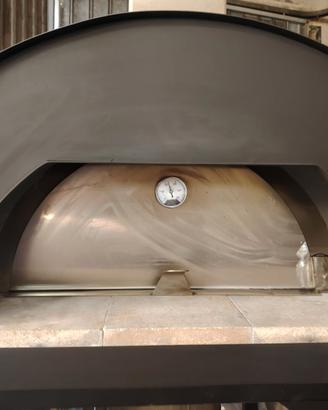 Forno a legna. /Gas