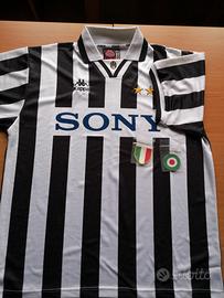Maglia Juventus stagione 95/96 vittoria Champion's