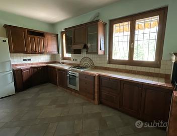Cucina in legno