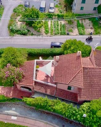 VILLA SINGOLA A CALICE LIGURE