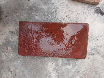 mattoni antichi in cotto-piatti per pavimento 