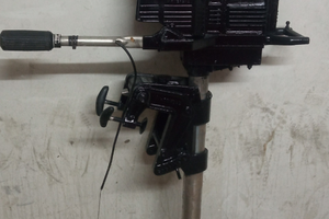 Due Fuoribordo motore nautico Whitehead 12