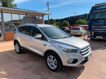 Ford Kuga 1.5 TDCI 120CV S&S Cambio automatico