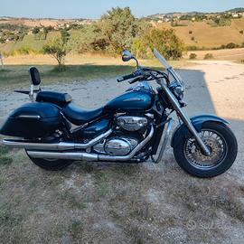 MOTO CUSTOM suzuki vl 800