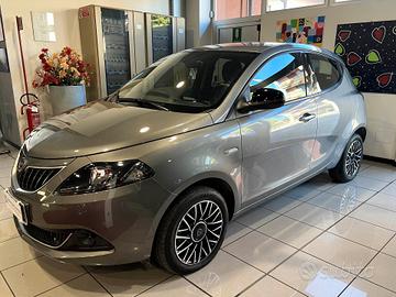 Lancia Ypsilon 1.0 FireFly 5 porte S&S Hybrid Plat