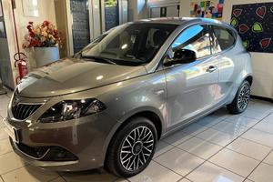Lancia Ypsilon 1.0 FireFly 5 porte S&S Hybrid Plat