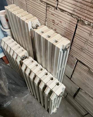 4 termosifoni ghisa bianchi – varie misure – €150