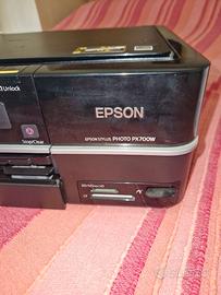 Stampante Epson PX700W con 12 cartucce