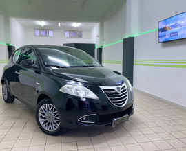 Lancia Ypsilon 1.3 mtj*PLATINUM*PELLE