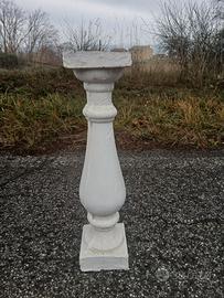 colonnine in cemento