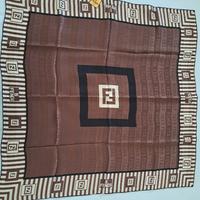 Foulard FENDI Nuovo con confezione originale 