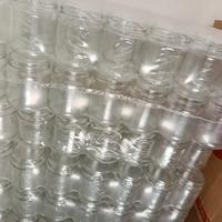 barattoli in vetro e tappi per conserve