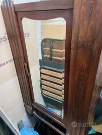 armadio  con specchio 