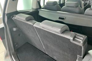 VOLKSWAGEN TOURAN 7 POSTI