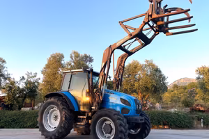 Trattore cabinato LANDINI modello VISION 100 con p