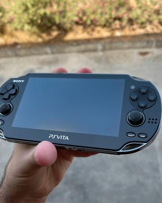 PlayStation Vita PCH-1001