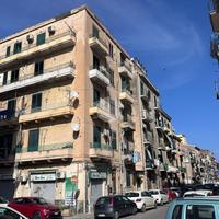 2 LOCALI A PALERMO