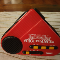 Gioco Tomy - The incredible voice changer