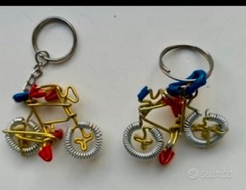 2 Portachiavi bicicletta Tiger in filo metallico