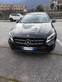 Mercedes benz gla 180 sport