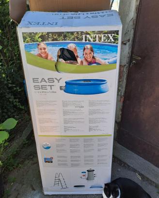 piscina fuori terra Intex Easy Set. Diametro 4, 6
