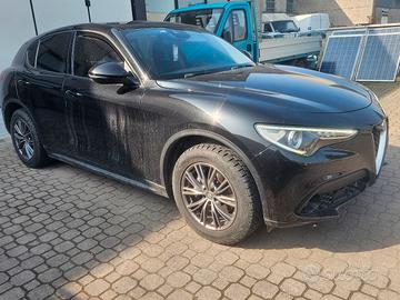 alfa romeo stelvio 2.2 q4