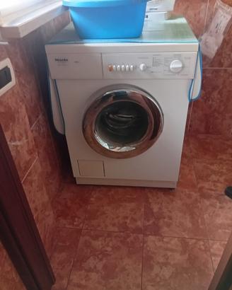 Lavatrice Miele Novotronic originale, perfetta